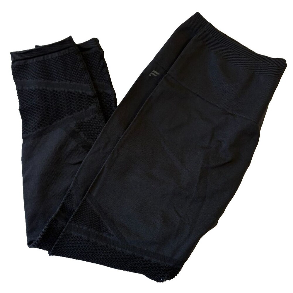 Fabletics Black Seamless High Waist L Mesh Leggings Workout Athleisure Yoga NWT